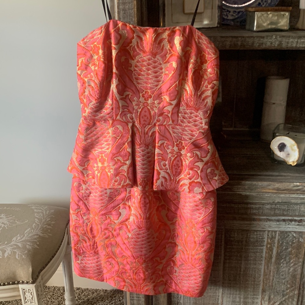 Strapless dress